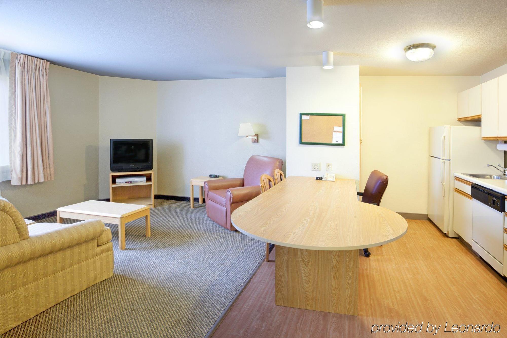 Sonesta Simply Suites San Antonio Northwest - Medical Center Habitación foto